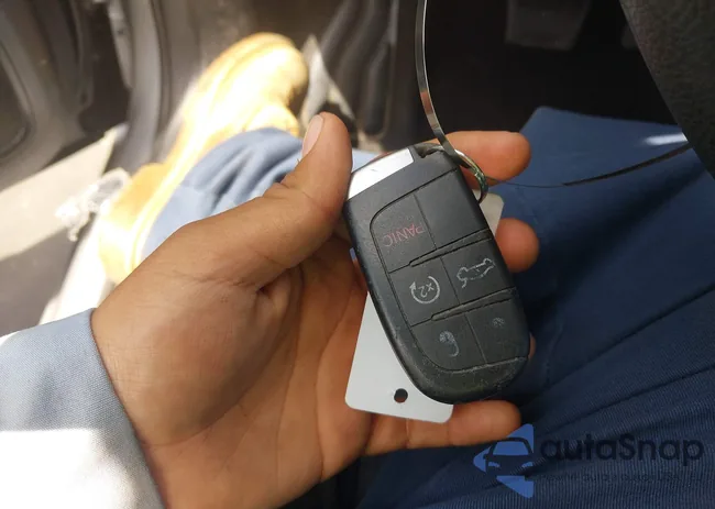 1C3CCCAB2GN155723: 43102007