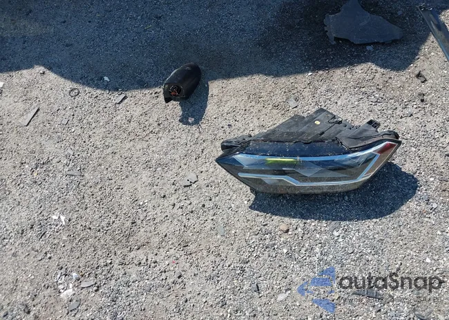 3VWC57BU8KM013017: 43102024