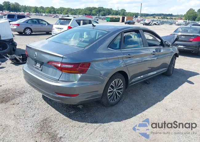 3VWC57BU8KM013017: 43102024