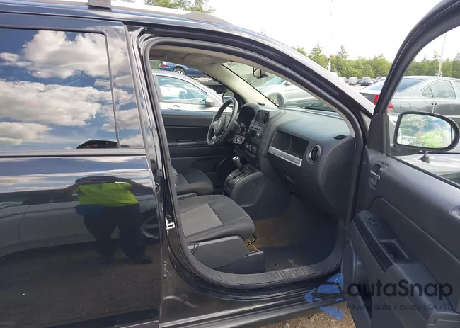 1C4NJDBB9GD707545: 43102055