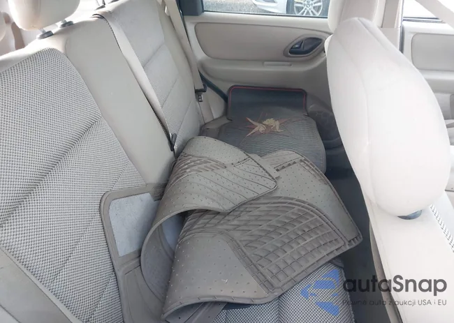 1FMYU93165KB19629: 43103178