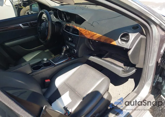 WDDGF8BB5CA610068: 43103190