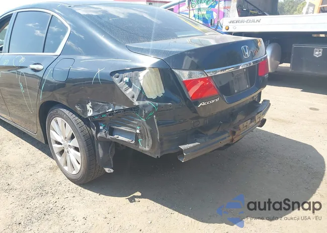 1HGCR2F71FA252380: 43103288