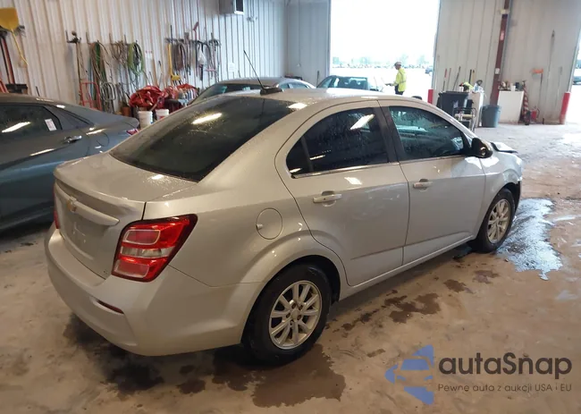 1G1JD5SH2H4127337: 43103358