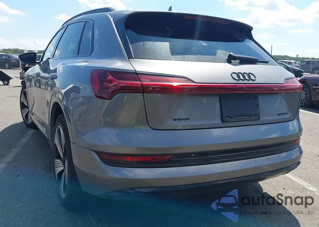 WA1LAAGE9NB010047: 43102789