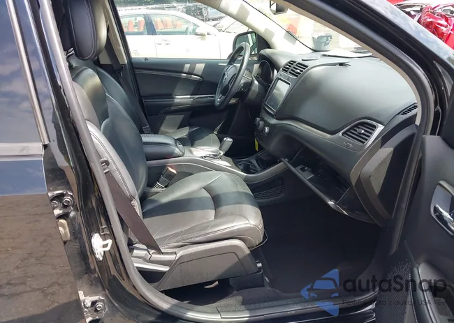 3C4PDCGB2FT633011: 43102865