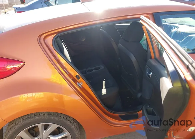 KMHTC6AD7GU260239: 43102994