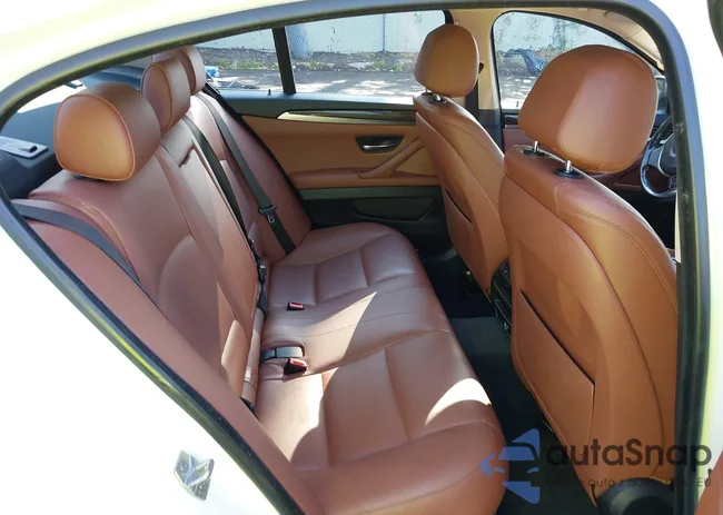 WBA5A7C5XGG144351: 43103102