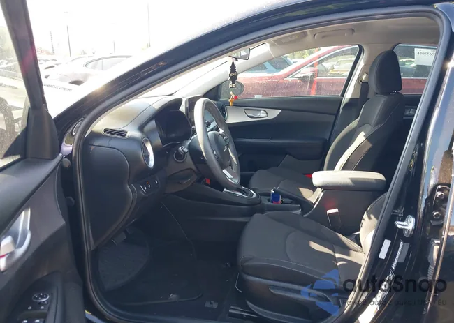 3KPF24AD4NE490812: 43104109