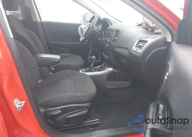 3C4NJDAB1JT126723: 43104246