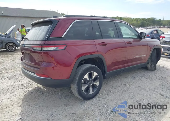 1C4RJYB60RC124995: 43104273