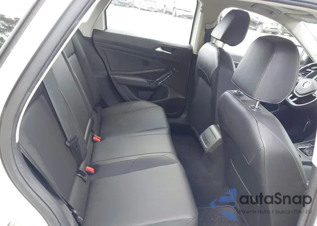 3VWE57BUXLM100086: 43104304