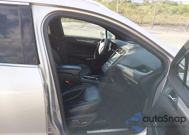 5LMCJ1A90FUJ47927: 43104396