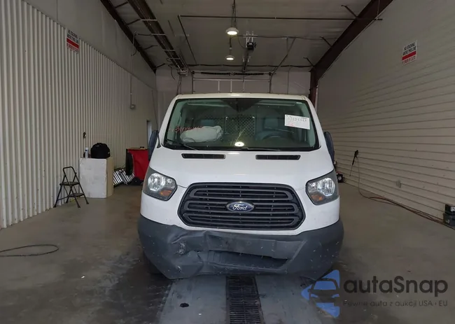 1FTYR2YM9HKA31016: 43104443