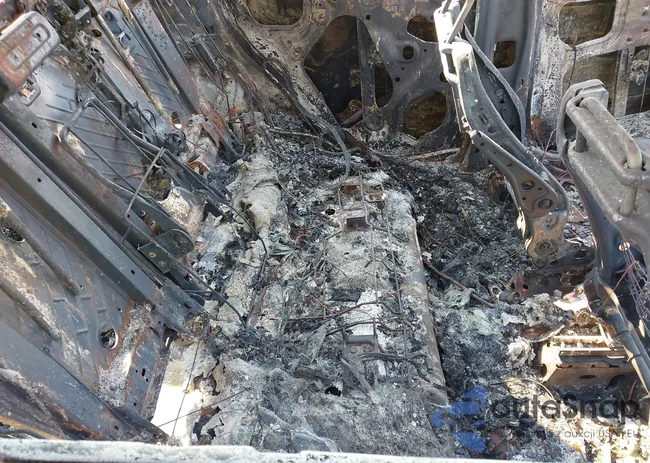 KL7CJPSB0MB316412: 43104515