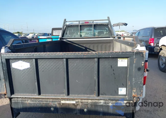 1FTRF12W68KD79549: 43103811