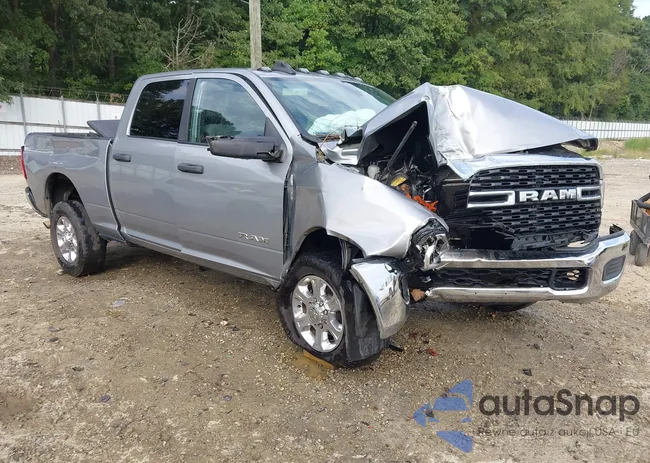 3C6UR5DJ9PG539320: 43105174