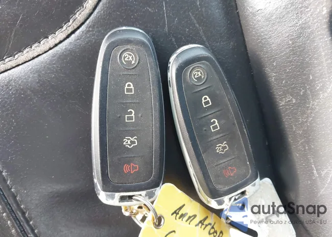 1FADP3N27FL260899: 43105267