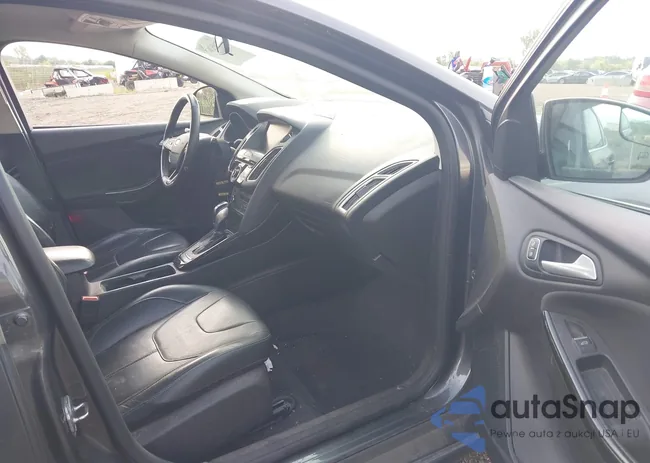 1FADP3N27FL260899: 43105267