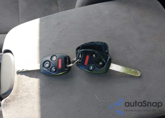 1HGCP2F37AA015582: 43105412