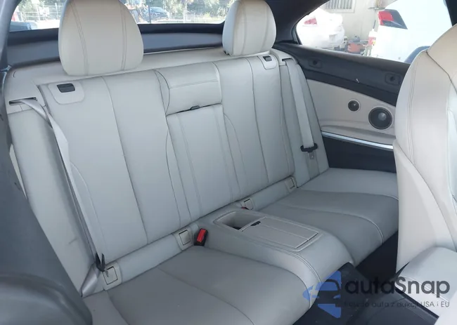 WBA3T3C52G5A41417: 43105438