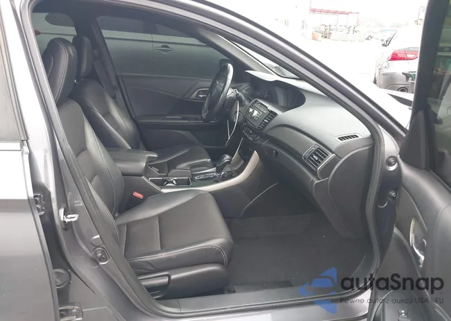 1HGCR2F54HA086700: 43105459