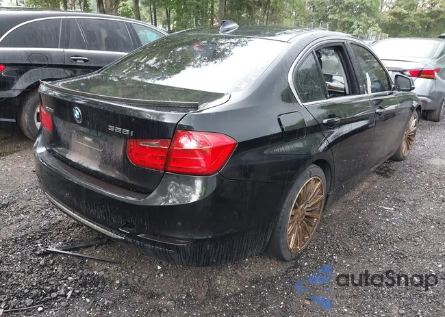 WBA3B5C50DF593614: 43105498