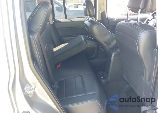 1C4NJRFB2FD307946: 43105607