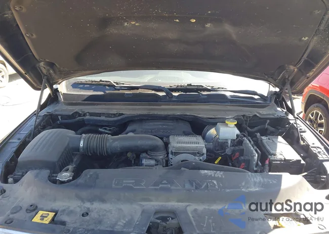 1C6SRFHT6KN640324: 43105628