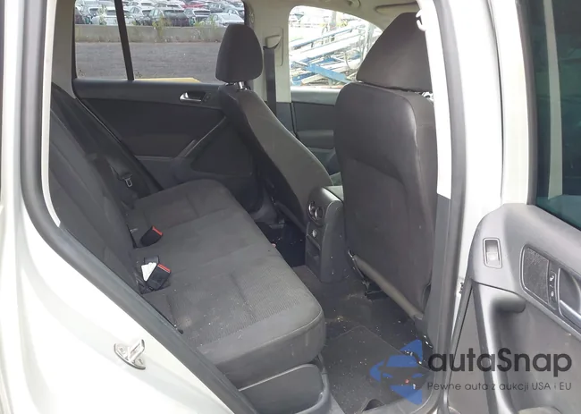 WVGBV3AXXDW580007: 43104824