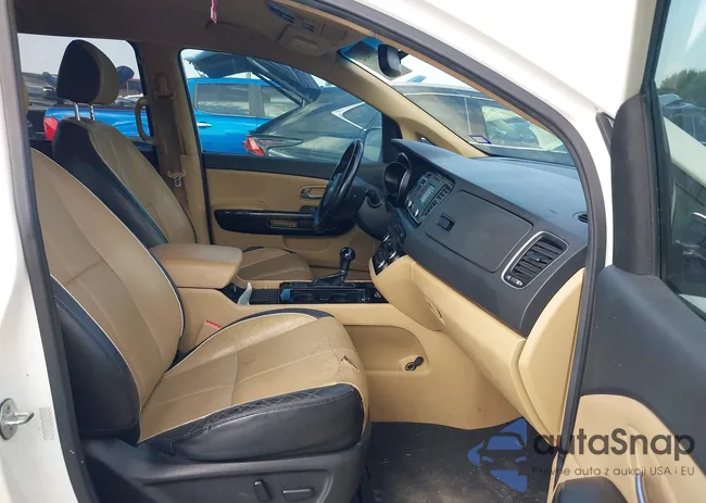 KNDMC5C12F6024512: 43104848