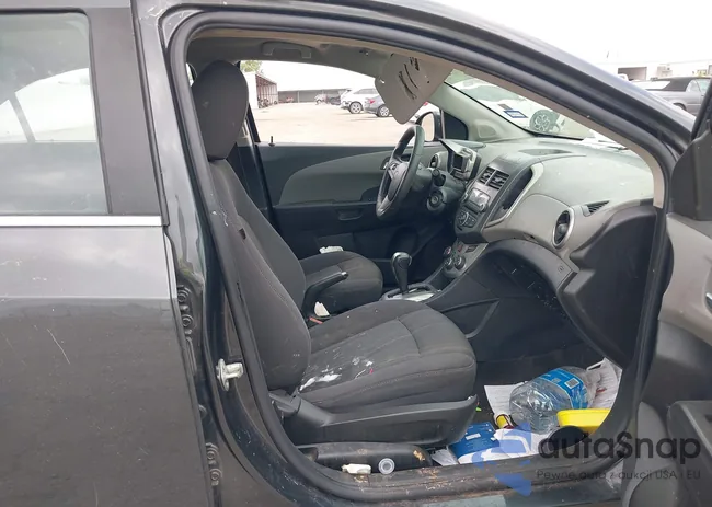 1G1JC5SH2F4209472: 43104942