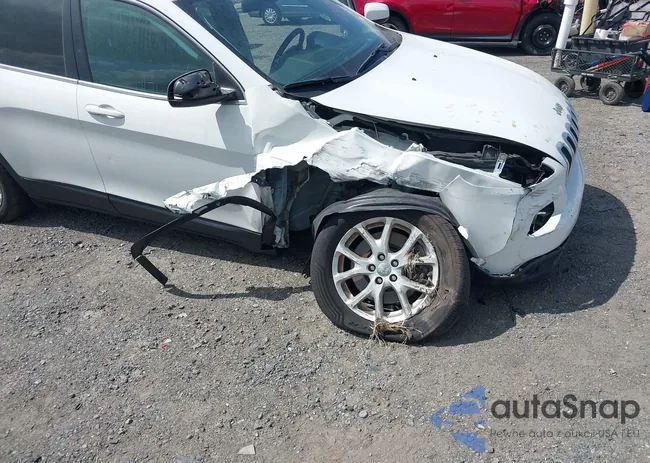 1C4PJLCB6JD531174: 43104970