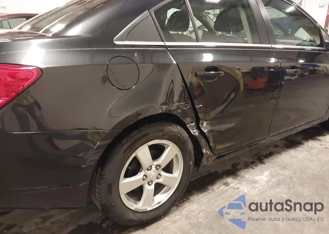 1G1PF5SC8C7374619: 43104993