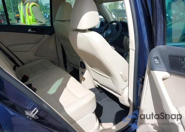 WVGAV3AX8EW559119: 43106197