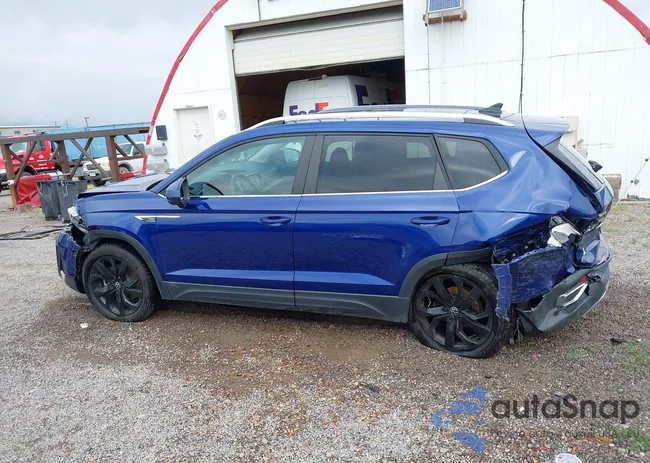 3VVLX7B27NM020199: 43106215