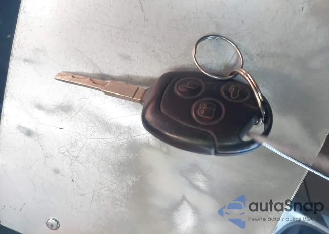 3FADP4BJ9EM117189: 43106256