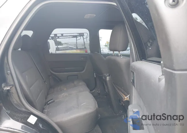 1FMCU9D77BKA91249: 43106268