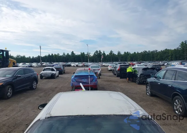 1G3WH52H61F110519: 43106295