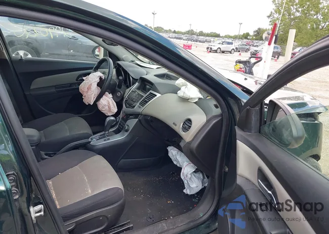 1G1PA5SH7E7215572: 43106308