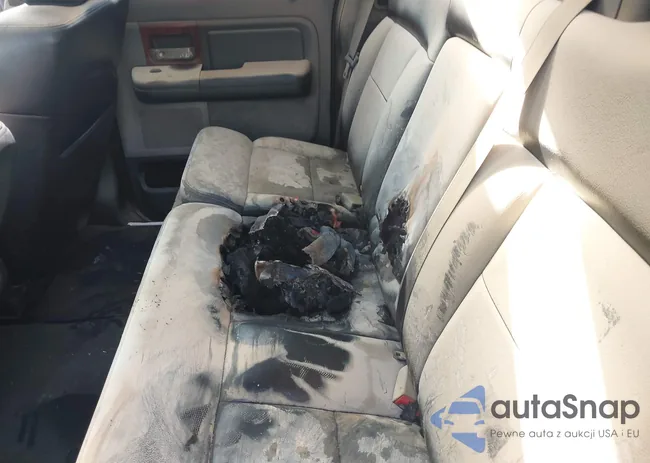 1FTPW12506KB42146: 43106369