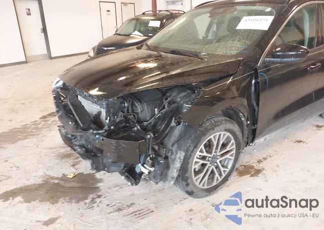 1FMCU9H69LUB65164: 43106571