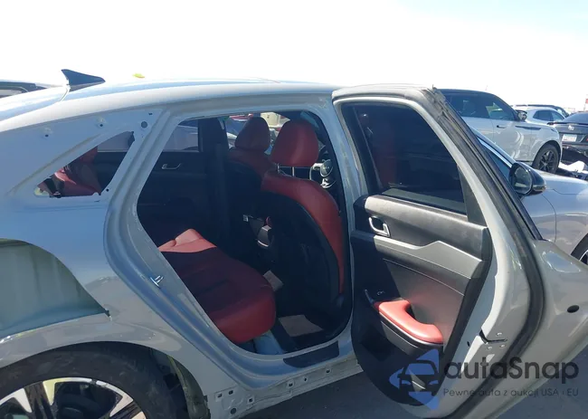 5XXG64J28RG233995: 43105844