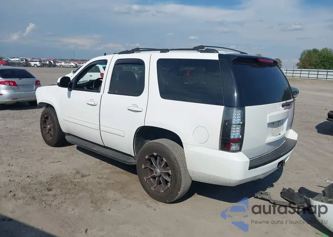 1GKS1AE01DR255282: 43105884