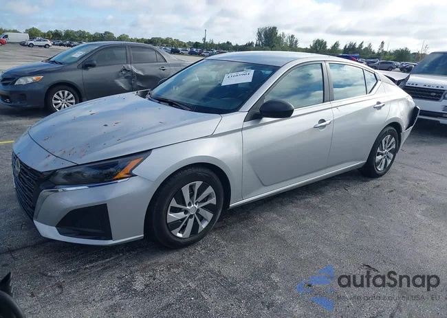 1N4BL4BV8RN372093: 43105904