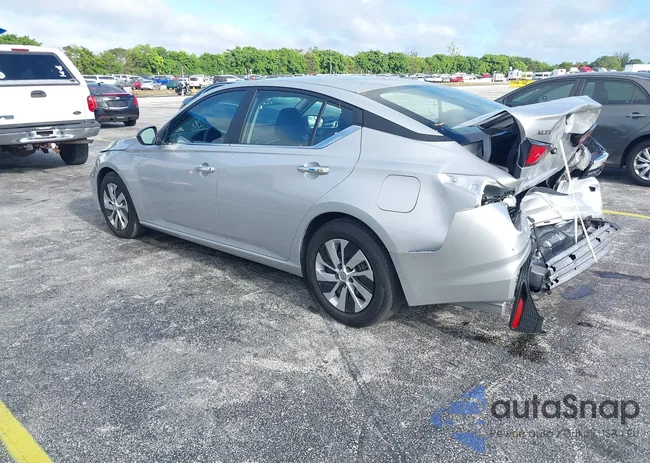 1N4BL4BV8RN372093: 43105904