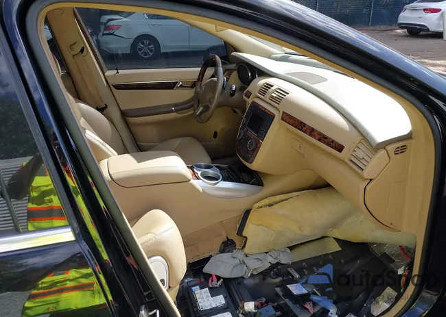 4JGCB6FE8AA108242: 43105950