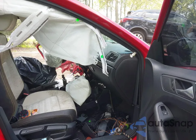 3VWD17AJ7FM345320: 43105956