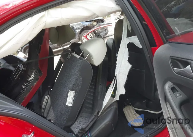 3VWD17AJ7FM345320: 43105956