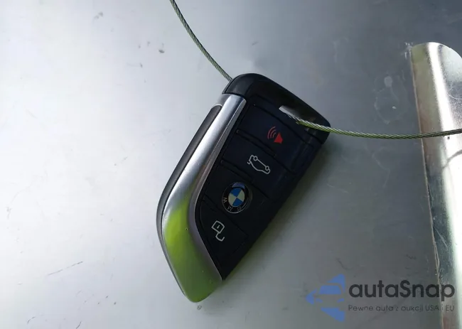 5UX43DP03N9J40776: 43105986